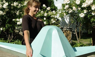 Illustration for article titled A Urinal for Girls Could Help Us Reach Restroom Line Equality